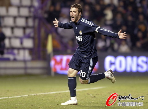  萨拉赫戴帽破队史英超进球纪录  