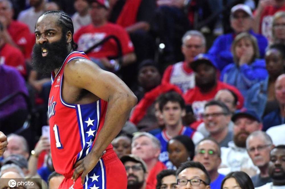  布伦森二十七分尼克斯击败热火冲出东部前列  